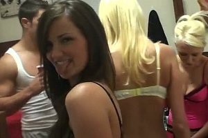 俄罗斯16一21性xxxx